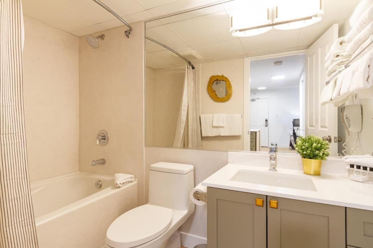 Renovated 1Bed-1Bath In Village With Pool, Hot Tub, And Sauna Whistler Eksteriør billede